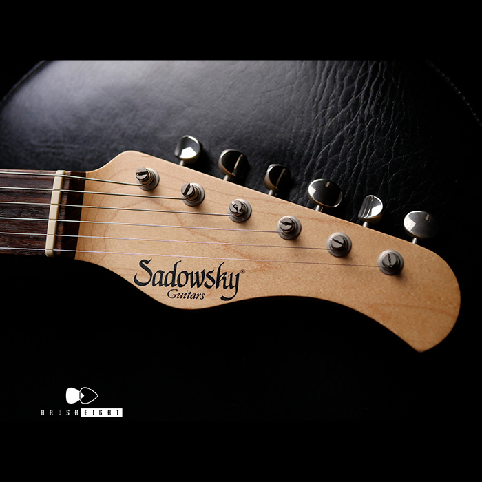 【SOLD】Sadowsky Guitars Metroline R1 Classic SSS Black/R