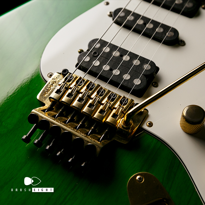 Brush eight / 【SOLD】Moon Custom Guitars ST Type HSH “Tom 